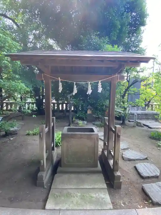布多天神社の手水舎
