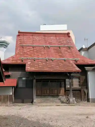 妙覚寺の{uncategorized: "未分類", other: "その他", undefined: "問題あり", building: "その他建物", grave: "お墓", sacred_gate: "鳥居", guardian: "狛犬", statue: "像", buddha: "仏像", history: "歴史", nature: "自然", garden: "庭園", animal: "動物", pagoda: "塔", temizu: "手水舎", mountain_gate: "山門・神門", sanctuary: "本殿・本堂", subordinate: "末社・摂社", art: "芸術", scenery: "景色", jizo: "地蔵", ema: "絵馬", goshuin: "御朱印", omikuji: "おみくじ", items: "授与品その他", amulet: "お守り", goshuincho: "御朱印帳", eats: "食事", festival: "お祭り", votive_dance: "神楽", shichigosan: "七五三参", wedding: "結婚式", experience: "体験その他", initially: "初詣", around: "周辺", anti_infection: "感染症対策"}