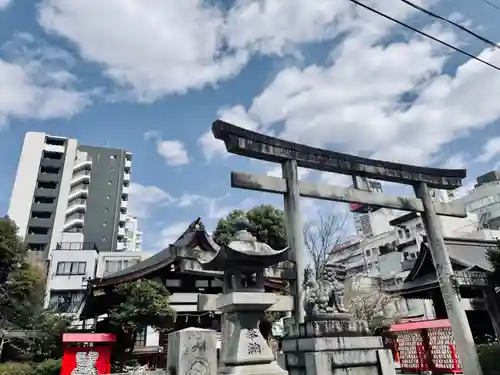 三輪神社の鳥居