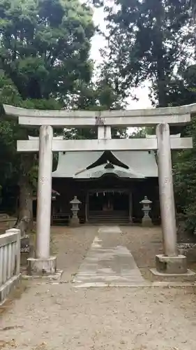 下諏訪神社の鳥居