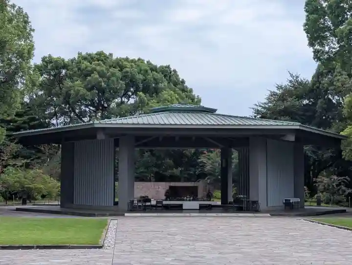 千鳥ヶ淵戦没者墓苑(東京都)