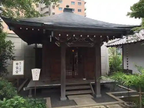 龍眼寺（萩寺）の本殿・本堂