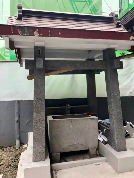 富沢稲荷神社の手水舎