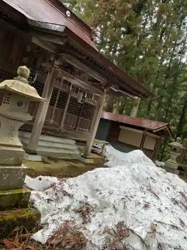湯野上温泉神社の本殿・本堂