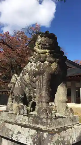 長野縣護國神社の狛犬