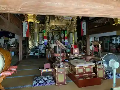日澄寺の本殿・本堂