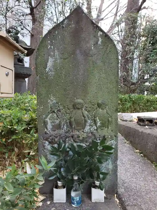 中野氷川神社の像