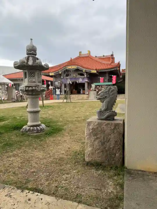 宮古神社の{uncategorized: "未分類", other: "その他", undefined: "問題あり", building: "その他建物", grave: "お墓", sacred_gate: "鳥居", guardian: "狛犬", statue: "像", buddha: "仏像", history: "歴史", nature: "自然", garden: "庭園", animal: "動物", pagoda: "塔", temizu: "手水舎", mountain_gate: "山門・神門", sanctuary: "本殿・本堂", subordinate: "末社・摂社", art: "芸術", scenery: "景色", jizo: "地蔵", ema: "絵馬", goshuin: "御朱印", omikuji: "おみくじ", items: "授与品その他", amulet: "お守り", goshuincho: "御朱印帳", eats: "食事", festival: "お祭り", votive_dance: "神楽", shichigosan: "七五三参", wedding: "結婚式", experience: "体験その他", initially: "初詣", around: "周辺", anti_infection: "感染症対策"}