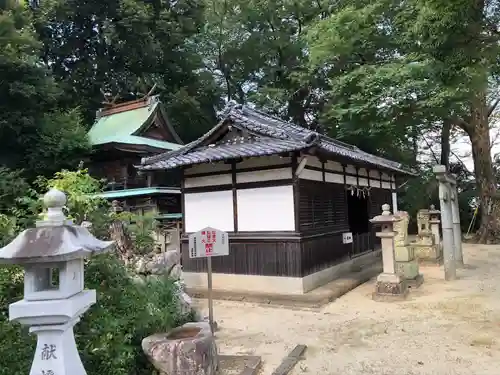 長柄神社の本殿