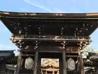 寒川神社の山門・神門