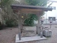 神明社（服岡神社）の手水