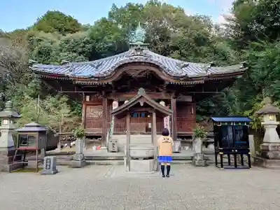 前神寺の本殿・本堂