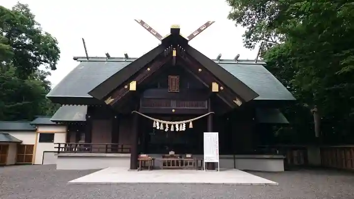 千歳神社の本殿・本堂