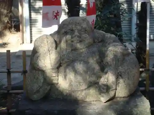 大川町氷川神社の像