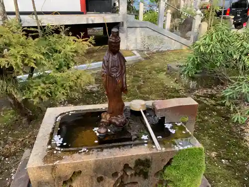 安養寺の手水舎