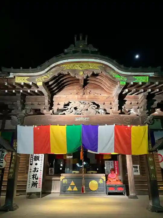 蓮馨寺の{uncategorized: "未分類", other: "その他", undefined: "問題あり", building: "その他建物", grave: "お墓", sacred_gate: "鳥居", guardian: "狛犬", statue: "像", buddha: "仏像", history: "歴史", nature: "自然", garden: "庭園", animal: "動物", pagoda: "塔", temizu: "手水舎", mountain_gate: "山門・神門", sanctuary: "本殿・本堂", subordinate: "末社・摂社", art: "芸術", scenery: "景色", jizo: "地蔵", ema: "絵馬", goshuin: "御朱印", omikuji: "おみくじ", items: "授与品その他", amulet: "お守り", goshuincho: "御朱印帳", eats: "食事", festival: "お祭り", votive_dance: "神楽", shichigosan: "七五三参", wedding: "結婚式", experience: "体験その他", initially: "初詣", around: "周辺", anti_infection: "感染症対策"}