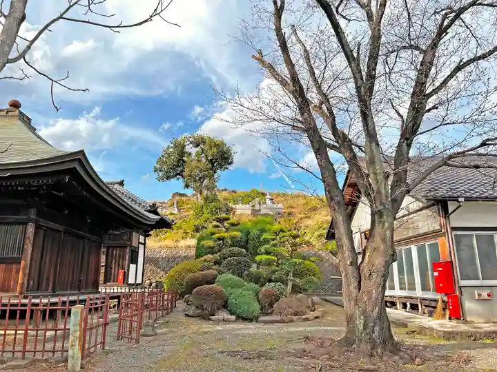 光照寺(山梨県)