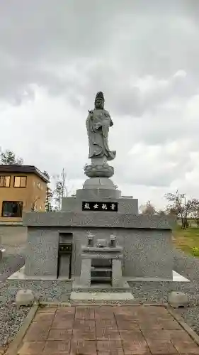 春宮寺の仏像