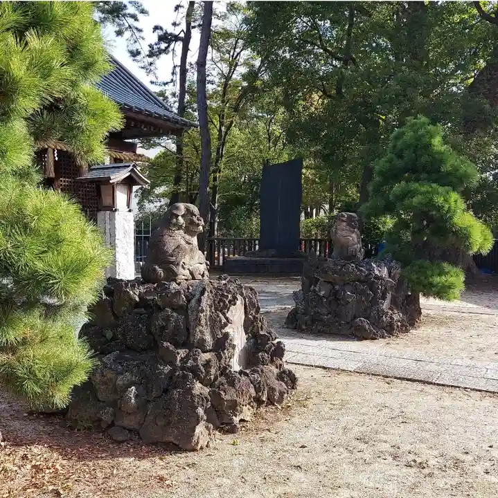 豊田神社の狛犬