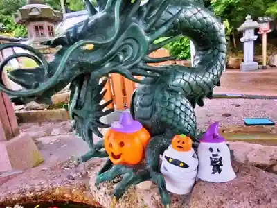 立志神社の手水舎