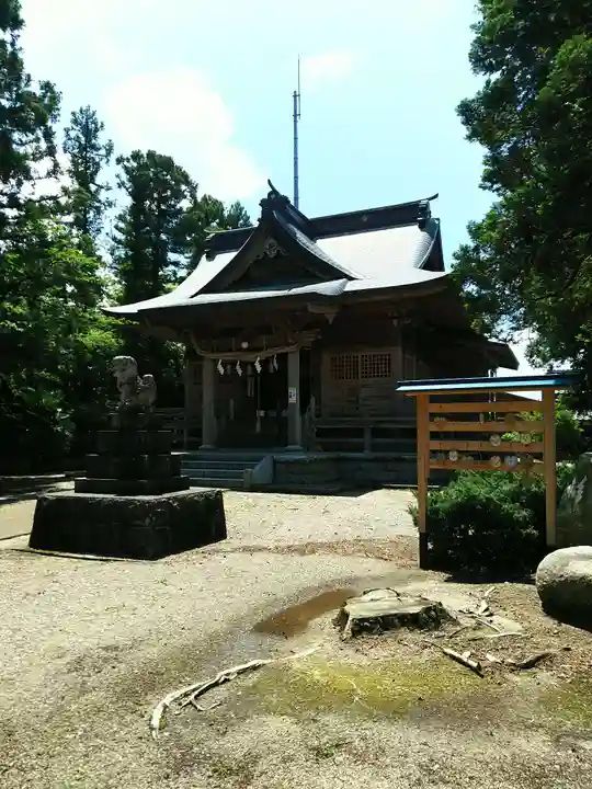 水原八幡宮の本殿・本堂