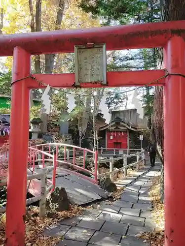 白石神社の鳥居