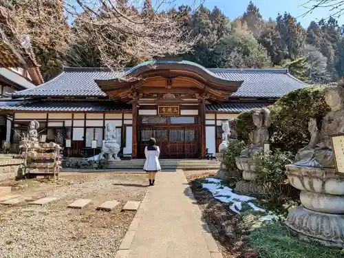 高徳寺の本殿