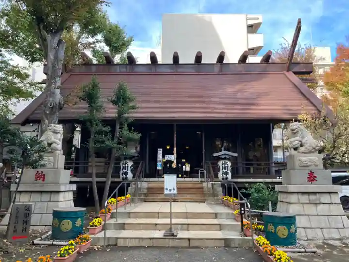 高円寺氷川神社の本殿・本堂