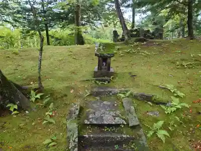 諏訪神社の末社・摂社
