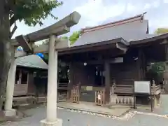 嶺御嶽神社の本殿