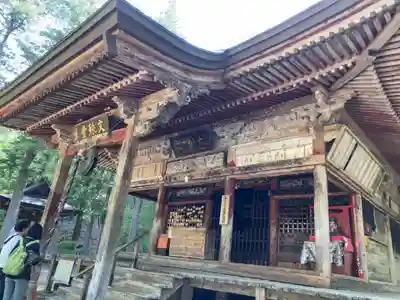 文殊堂の本殿・本堂