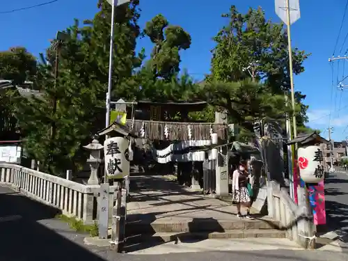 邇保姫神社の鳥居