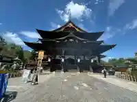 善光寺の{uncategorized: "未分類", other: "その他", undefined: "問題あり", building: "その他建物", grave: "お墓", sacred_gate: "鳥居", guardian: "狛犬", statue: "像", buddha: "仏像", history: "歴史", nature: "自然", garden: "庭園", animal: "動物", pagoda: "塔", temizu: "手水舎", mountain_gate: "山門・神門", sanctuary: "本殿・本堂", subordinate: "末社・摂社", art: "芸術", scenery: "景色", jizo: "地蔵", ema: "絵馬", goshuin: "御朱印", omikuji: "おみくじ", items: "授与品その他", amulet: "お守り", goshuincho: "御朱印帳", eats: "食事", festival: "お祭り", votive_dance: "神楽", shichigosan: "七五三参", wedding: "結婚式", experience: "体験その他", initially: "初詣", around: "周辺", anti_infection: "感染症対策"}