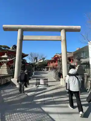 千葉神社の{uncategorized: "未分類", other: "その他", undefined: "問題あり", building: "その他建物", grave: "お墓", sacred_gate: "鳥居", guardian: "狛犬", statue: "像", buddha: "仏像", history: "歴史", nature: "自然", garden: "庭園", animal: "動物", pagoda: "塔", temizu: "手水舎", mountain_gate: "山門・神門", sanctuary: "本殿・本堂", subordinate: "末社・摂社", art: "芸術", scenery: "景色", jizo: "地蔵", ema: "絵馬", goshuin: "御朱印", omikuji: "おみくじ", items: "授与品その他", amulet: "お守り", goshuincho: "御朱印帳", eats: "食事", festival: "お祭り", votive_dance: "神楽", shichigosan: "七五三参", wedding: "結婚式", experience: "体験その他", initially: "初詣", around: "周辺", anti_infection: "感染症対策"}