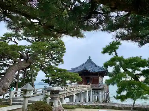 満月寺（浮御堂）の本殿