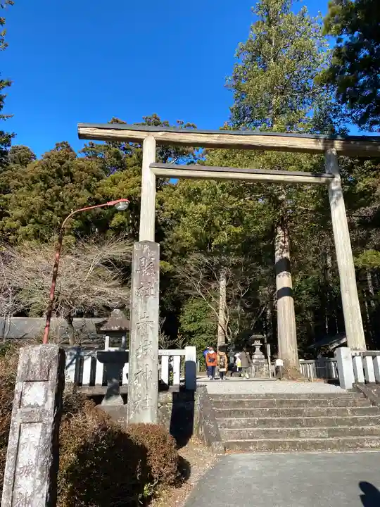 赤城神社(三夜沢町)の鳥居
