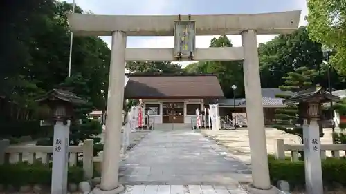 猪子石神明社の鳥居