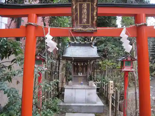 三田春日神社の末社