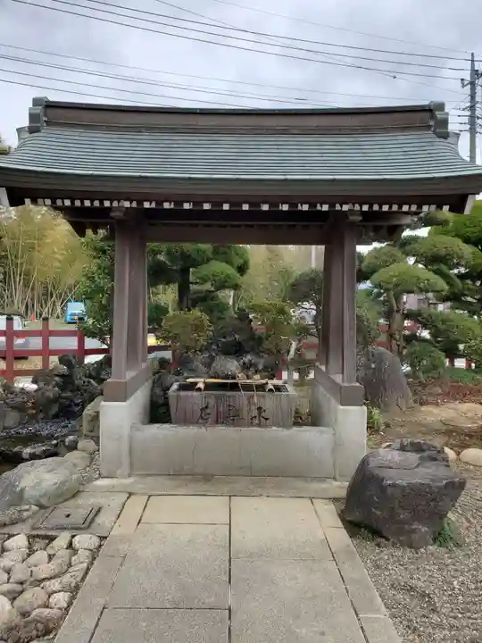 埴生神社の手水舎