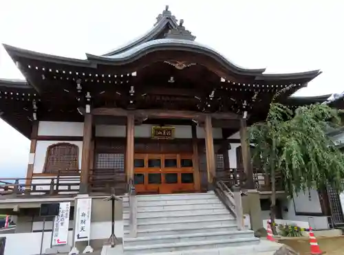妙昌寺の本殿・本堂