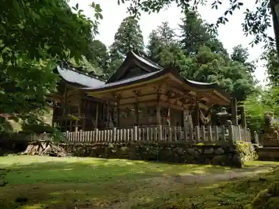 粟鹿神社の本殿・本堂