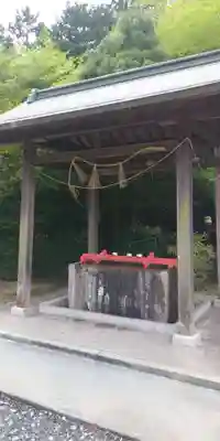 近江明富大教会の手水舎