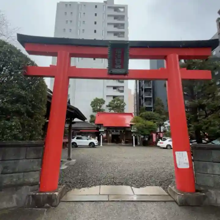 羽衣町厳島神社(関内厳島神社・横浜弁天)の{uncategorized: "未分類", other: "その他", undefined: "問題あり", building: "その他建物", grave: "お墓", sacred_gate: "鳥居", guardian: "狛犬", statue: "像", buddha: "仏像", history: "歴史", nature: "自然", garden: "庭園", animal: "動物", pagoda: "塔", temizu: "手水舎", mountain_gate: "山門・神門", sanctuary: "本殿・本堂", subordinate: "末社・摂社", art: "芸術", scenery: "景色", jizo: "地蔵", ema: "絵馬", goshuin: "御朱印", omikuji: "おみくじ", items: "授与品その他", amulet: "お守り", goshuincho: "御朱印帳", eats: "食事", festival: "お祭り", votive_dance: "神楽", shichigosan: "七五三参", wedding: "結婚式", experience: "体験その他", initially: "初詣", around: "周辺", anti_infection: "感染症対策"}