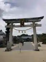 誉田八幡宮の{uncategorized: "未分類", other: "その他", undefined: "問題あり", building: "その他建物", grave: "お墓", sacred_gate: "鳥居", guardian: "狛犬", statue: "像", buddha: "仏像", history: "歴史", nature: "自然", garden: "庭園", animal: "動物", pagoda: "塔", temizu: "手水舎", mountain_gate: "山門・神門", sanctuary: "本殿・本堂", subordinate: "末社・摂社", art: "芸術", scenery: "景色", jizo: "地蔵", ema: "絵馬", goshuin: "御朱印", omikuji: "おみくじ", items: "授与品その他", amulet: "お守り", goshuincho: "御朱印帳", eats: "食事", festival: "お祭り", votive_dance: "神楽", shichigosan: "七五三参", wedding: "結婚式", experience: "体験その他", initially: "初詣", around: "周辺", anti_infection: "感染症対策"}