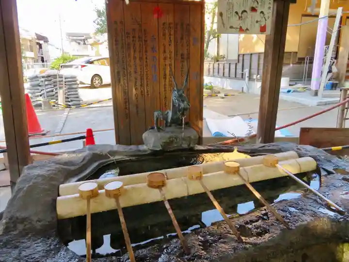 伊奴神社の手水舎
