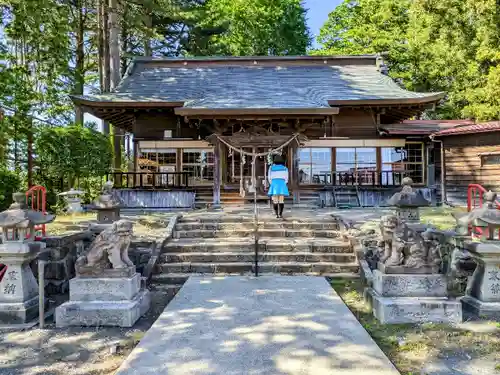 法霊山龗神社の本殿