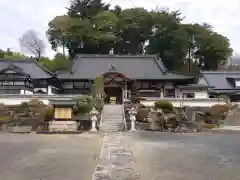 長福寺の本殿