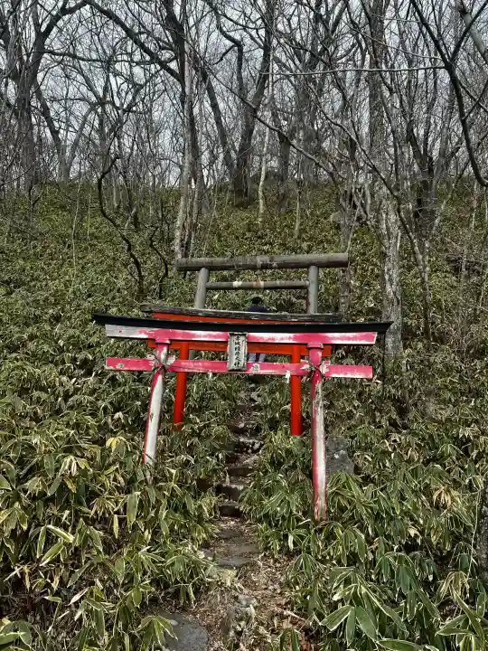 赤城稲荷大神の{uncategorized: "未分類", other: "その他", undefined: "問題あり", building: "その他建物", grave: "お墓", sacred_gate: "鳥居", guardian: "狛犬", statue: "像", buddha: "仏像", history: "歴史", nature: "自然", garden: "庭園", animal: "動物", pagoda: "塔", temizu: "手水舎", mountain_gate: "山門・神門", sanctuary: "本殿・本堂", subordinate: "末社・摂社", art: "芸術", scenery: "景色", jizo: "地蔵", ema: "絵馬", goshuin: "御朱印", omikuji: "おみくじ", items: "授与品その他", amulet: "お守り", goshuincho: "御朱印帳", eats: "食事", festival: "お祭り", votive_dance: "神楽", shichigosan: "七五三参", wedding: "結婚式", experience: "体験その他", initially: "初詣", around: "周辺", anti_infection: "感染症対策"}