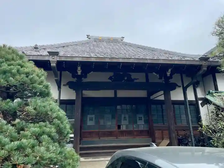 信行寺の{uncategorized: "未分類", other: "その他", undefined: "問題あり", building: "その他建物", grave: "お墓", sacred_gate: "鳥居", guardian: "狛犬", statue: "像", buddha: "仏像", history: "歴史", nature: "自然", garden: "庭園", animal: "動物", pagoda: "塔", temizu: "手水舎", mountain_gate: "山門・神門", sanctuary: "本殿・本堂", subordinate: "末社・摂社", art: "芸術", scenery: "景色", jizo: "地蔵", ema: "絵馬", goshuin: "御朱印", omikuji: "おみくじ", items: "授与品その他", amulet: "お守り", goshuincho: "御朱印帳", eats: "食事", festival: "お祭り", votive_dance: "神楽", shichigosan: "七五三参", wedding: "結婚式", experience: "体験その他", initially: "初詣", around: "周辺", anti_infection: "感染症対策"}