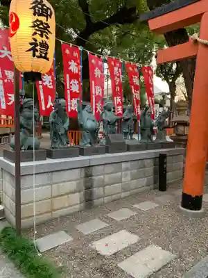 八坂神社の像